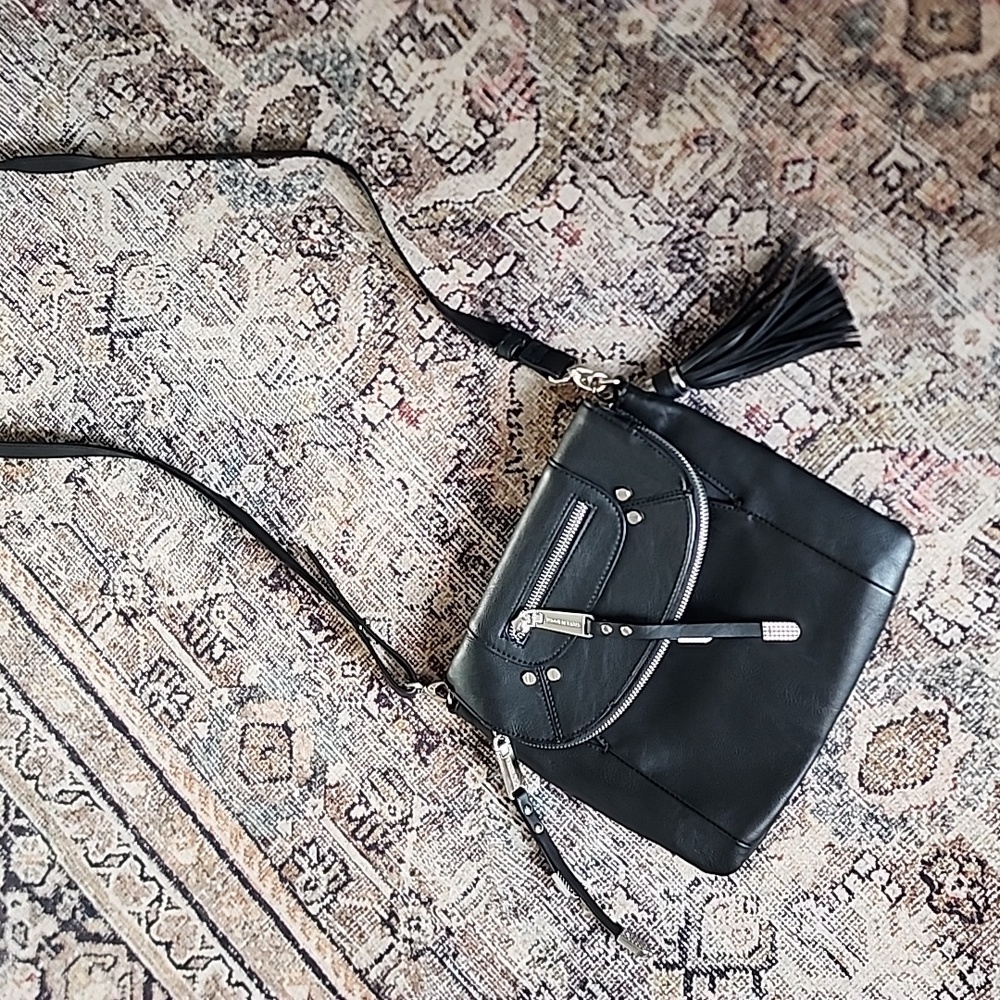 Black Steve Madden crossbody bag!